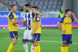Απαιτούνται ριζικές αλλαγές! 
