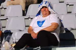 Εντυπωσιακή ατμόσφαιρα... ο κόσμος του Απόλλωνα