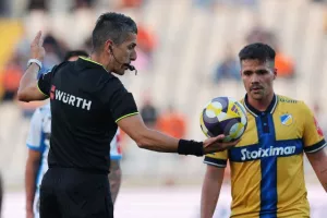 ΑΠΟΕΛ - Απόλλων: Όλα μηδέν και οι γαλάζιοι... τελικό με την Πάφο!