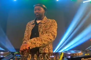 Θα παίξει μουσική ως DJ στην Ίμπιζα, σε ένα από τα κορυφαία clubs του κόσμου
