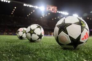 Μάχη εκατομμυρίων για την μπάλα του Champions League