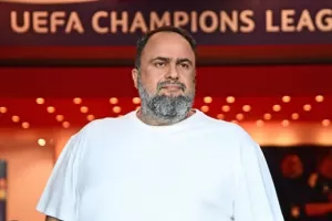 Ευχές από Μαρινάκη