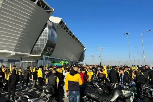 Pre Game Party... οι ΑΕΛίστες (Φώτος)