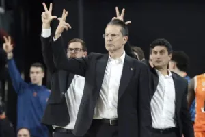 Προπονητής της χρονιάς ο Πέδρο Μαρτίνεθ!
