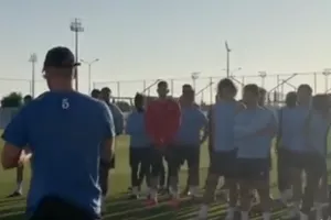 (Βίντεο Kerkida) Θύρα 5 προς παίκτες: "Παίξτε για τον Ευαγόρα Παλληκαρίδη, είμαστε όλοι μαζί σε αυτό"