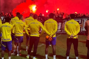 Ο κόσμος έχει τον λόγο 