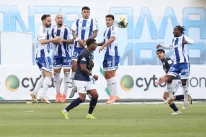 Της έσπασε το αήττητο με Καμορανέζι και.... ζωντανός για την παραμονή (φώτος)
