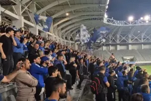 (Βίντεο kerkida) Διπλό και "γιατρέ θέλω βοήθεια" από.... ΜΕΣΑ!