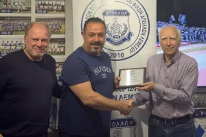 Ξεχωριστή βραδιά...Απόλλων (Φώτος)