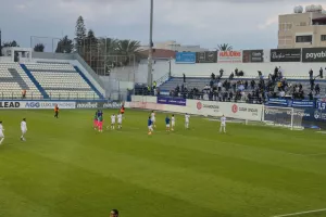 (Βίντεο Kerkida) Αντάλλαξαν... χειροκρότημα