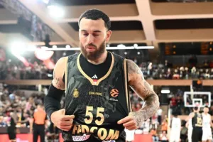 Μέχρι κι ο James απόρησε... 
