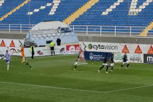 VAR, πέναλτι και... γκολ με Γιούση