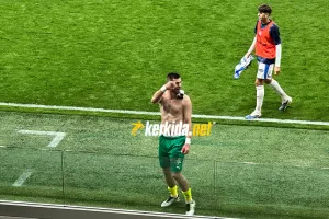 (Φώτος kerkida) Ρομπέρζ... Απολλωνίστες