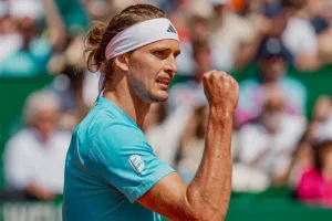 Masters Μόντε Κάρλο: Ο Ζβέρεφ στα ημιτελικά