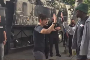 Ο Γιαννακόπουλος χαιρέτησε έναν-έναν τους παίκτες κατά την αναχώρηση από το ξενοδοχείο