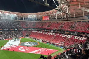 Europa League/Πάρτι... και τριάρα στον τελικό η Άστον Βίλα