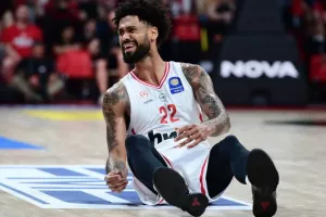 Ο Ντόρσεϊ αποχώρησε με ενοχλήσεις από το Game 1 με την ΑΕΚ