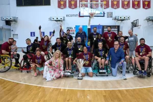 Πρωταθλητής Allwyn Τροχοκαθίσματος ο Κεραυνός Rollers