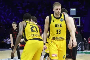 Η ΑΕΚ έκανε ΔΩΡΟ το +20 και έχασε τον ΤΕΛΙΚΟ στην παράταση!