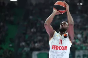 «Υπέγραψε στην Ντουμπάι ο Ντιαλό, υπάρχει NBA-out στο συμβόλαιο»