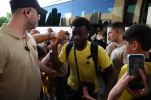 (Φώτος) Υποδοχή και αποθέωση για την πρωταθλήτρια ΑΕΚ στη Θεσσαλονίκη