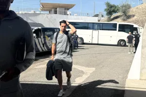 (Φώτος Kerkida) Έφτασε... η Πάφος