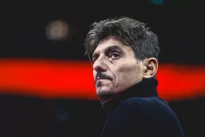 «Δέχομαι την υγιή καζούρα - Θα σας έφερνα τον Φρι αλλά...»