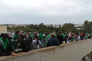 (ΒΙΝΤΕΟ/ΦΩΤΟΣ Kerkida) Πανζουρλισμός στην άφιξη της αποστολής!