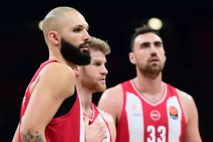 Χωρίς Φουρνιέ, Μιλουτίνοφ και Γουόκαπ στη Ρόδο ο Ολυμπιακός