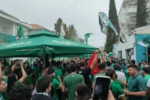 ΧΑΜΟΣ στην Παπανικολή (ΒΙΝΤΕΟ-ΦΩΤΟΣ Kerkida/UPD)