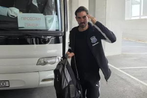 Ο Λοσάδα επέλεξε 2 νεαρούς βασικούς με ΑΕΚ