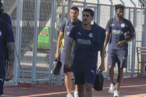 Πρώτος... ο Βέσκο
