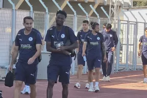 Πρώτος... ο Βέσκο