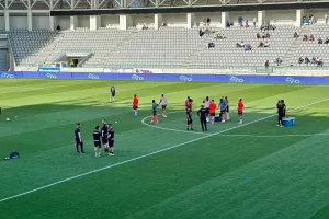Εξάδα στον πάγκο/Δύο τερματοφύλακες