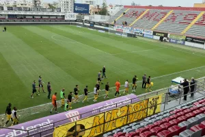 (Φώτος) Λουλούδια στη μνήμη του Άγγελου... 