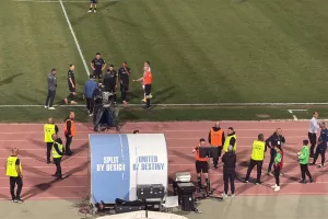 Κλήθηκε στο VAR για πέναλτι, είπε "όχι"