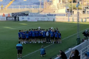 (Φώτος kerkida) Χειροκρότημα στους μικρούς