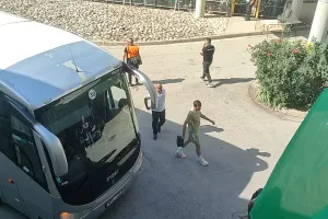 (Φώτος Kerkida) Η άφιξη της ΑΕΚ