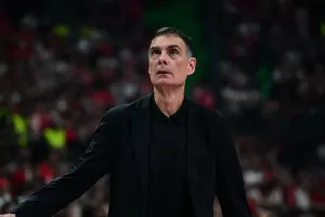 Ο Μπαρτζώκας έγινε ο δεύτερος Έλληνας με δύο τίτλους