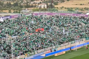 (ΒΙΝΤΕΟ Kerkida) Σείστηκε το γήπεδο για το κασκόλ!