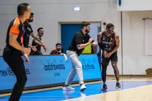 Πήρε το ματς-θρίλερ... η ΑΕΚ και έκανε το 2-1! (Φώτος)