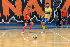 Legends εν δράσει απέναντι στο φουτσαλικό ΑΠΟΕΛ (Βίντεο-Φώτος kerkida) 