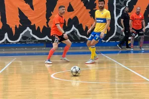 Legends εν δράσει απέναντι στο φουτσαλικό ΑΠΟΕΛ (Βίντεο-Φώτος kerkida) 