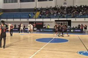 Τελικός με τα ΟΛΑ του και Πρωταθλήτρια η ΑΕΚ! (Φώτος)