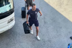 (Φώτος Kerkida) Η άφιξη του Απόλλωνα