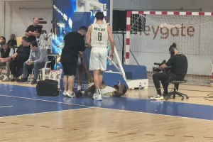 Τελικός με τα ΟΛΑ του και Πρωταθλήτρια η ΑΕΚ! (Φώτος)