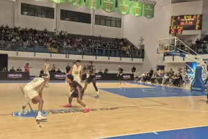 Τελικός με τα ΟΛΑ του και Πρωταθλήτρια η ΑΕΚ! (Φώτος)