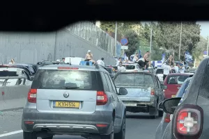 (Βίντεο/Φώτος Kerkida) Πυκνή κίνηση στον αυτοκινητόδρομο!