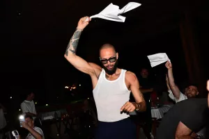ΚΛΙΚΣ από το "ερυθρόλευκο" γλέντι!