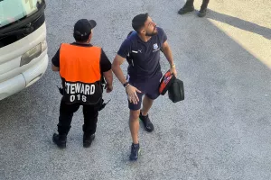 (Φώτος Kerkida) Η άφιξη του Απόλλωνα